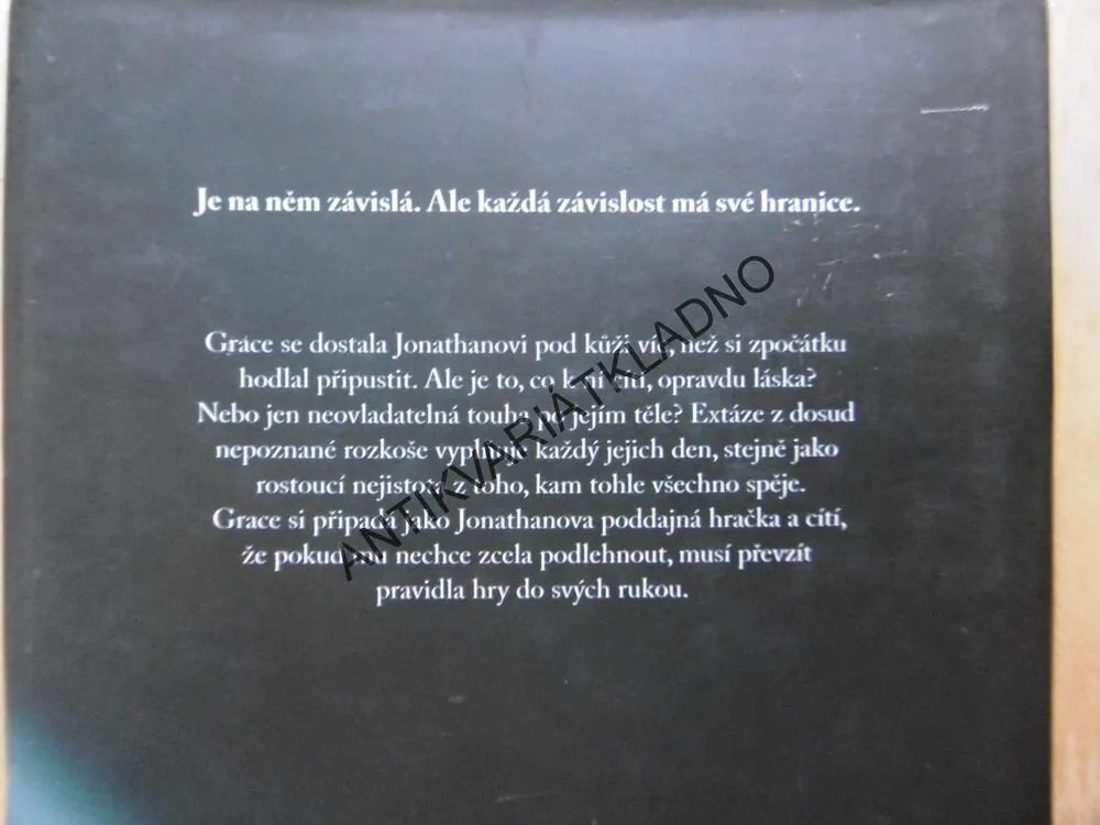 BARVY LÁSKY, OBNAŽENÁ, KATHRYN TAYLOR,  **an