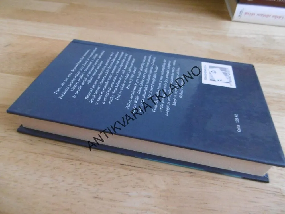 NÁVRAT Z TEMNOT, ELIZABETH THORNTON, **an