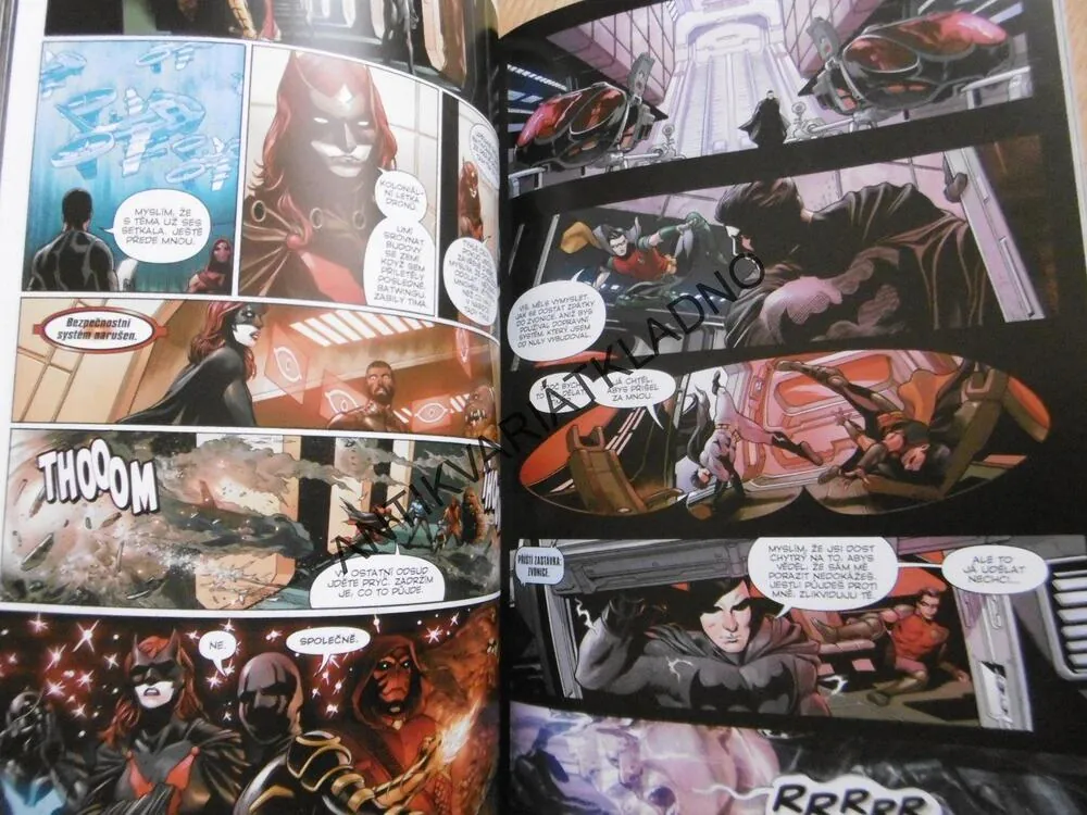 BATMAN, DETECTIVE COMICS, KOMIKS DC COMICS, **an