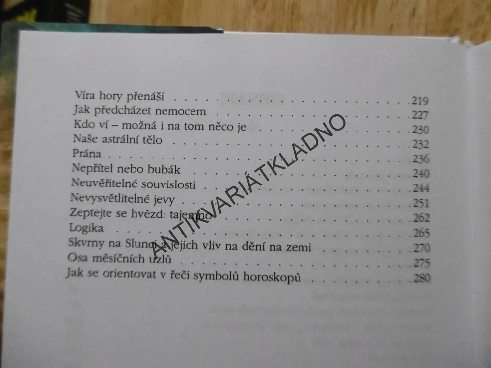 TAJEMSTVÍ ŠŤASTNÉHO ŽIVOTA, ZOŠA KINKOROVÁ,