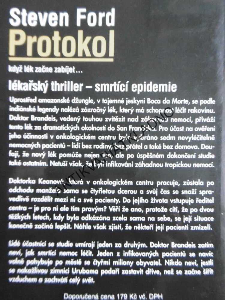 ČERNOOKÉ ZUZANY, JULIA HEABERLIN, **an
