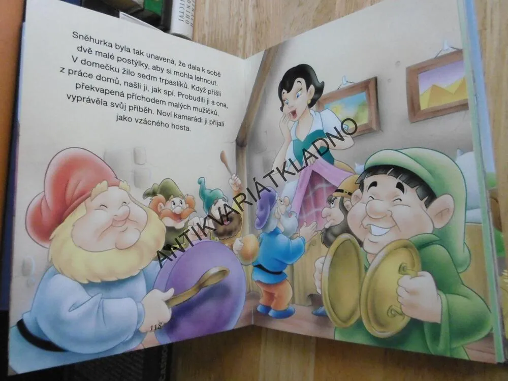 POHÁDKY, VE STYLU WALT DISNEY, 2010,