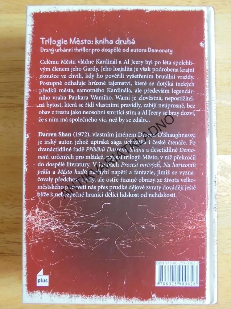 NA HORIZONTU PEKLA, DARREN SHAN, TRILOGIE MĚSTO