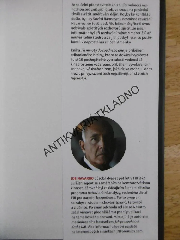 TŘI MINUTY DO SOUDNÉHO DNE, JOE NAVARRO, **an