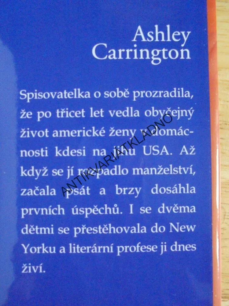 JESIKA ,U PRAMENŮ TOUHY, ASHLEY CARRINGTON