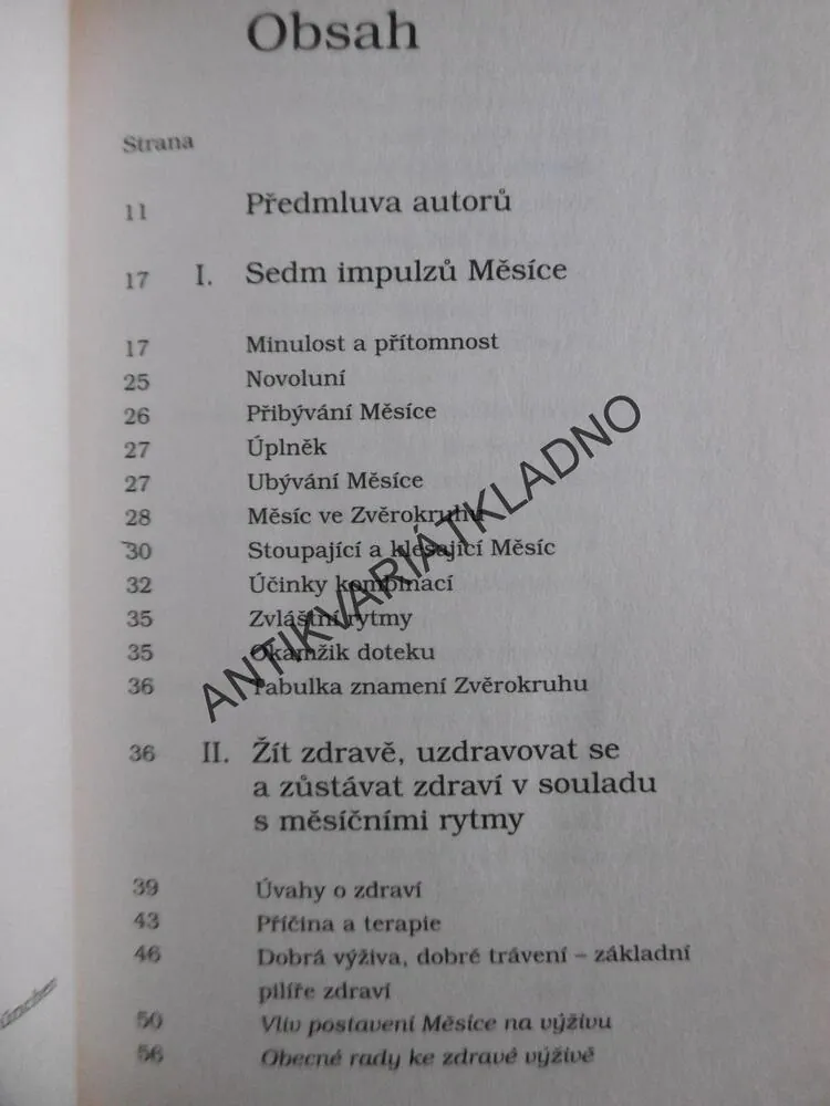 NEZNÁMÁ MOC LUNY, JOHANNA PAUNGGEROVÁ, **an