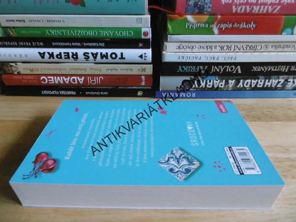 POD ŠPANĚLSKÝM SLUNCEM, JENNY OLIVER, **an