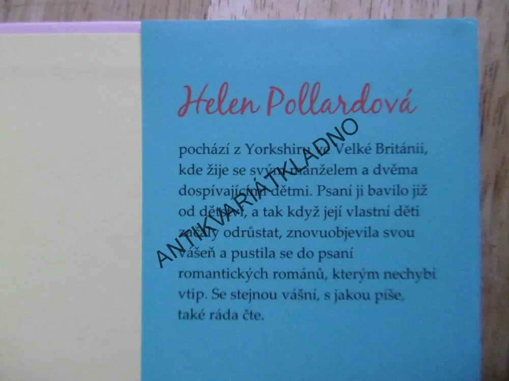 HOTÝLEK V ÚDOLÍ LOIRY, HELEN POLLARDOVÁ, **an