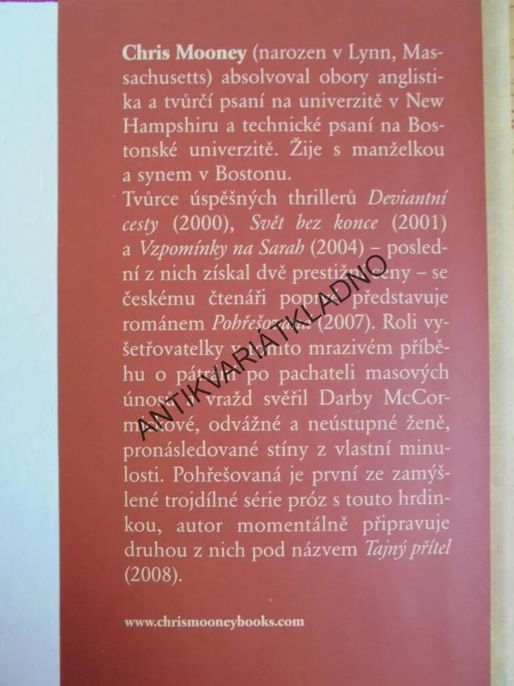 POHŘEŠOVANÁ, CHRIS MOONEY, **an