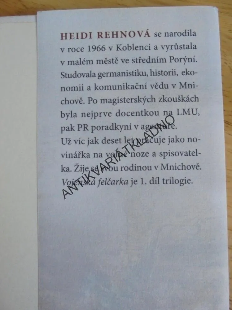 VOJENSKÁ FELČARKA, HEIDI REHNOVÁ, **an