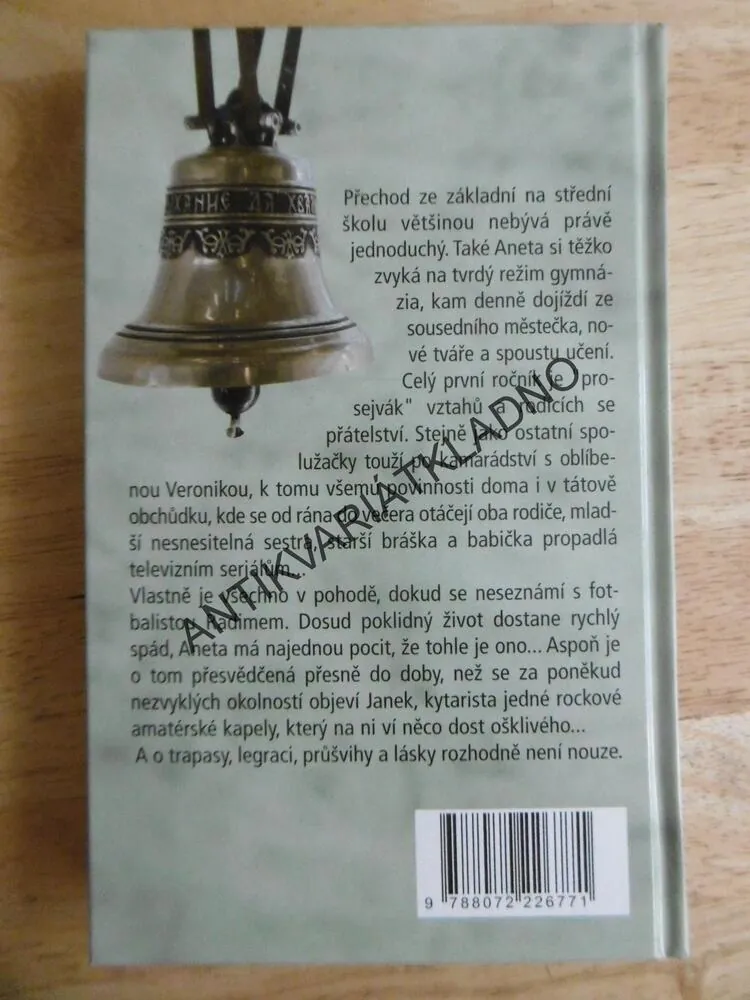 TAJNÁ LÁSKA, LENKA LANCZOVÁ, **an