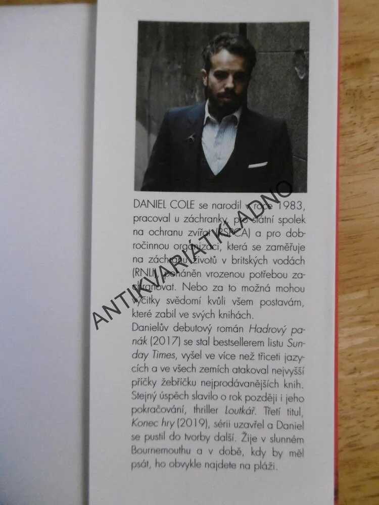 KONEC HRY, DANIEL COLE, BESTSELLER, **an
