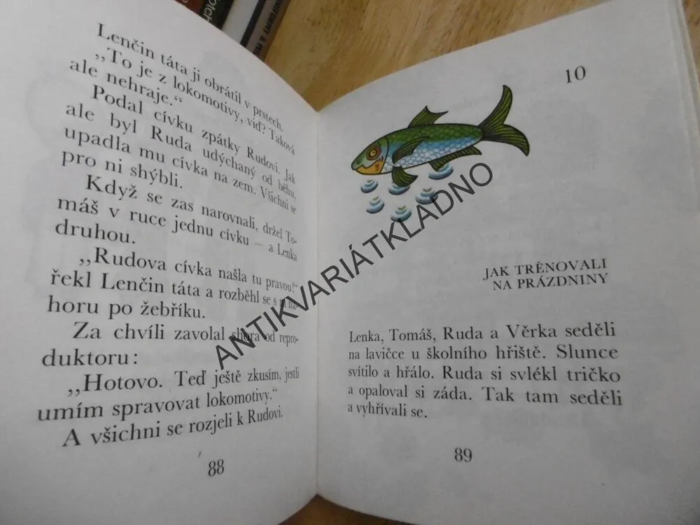 LENKA A DVA KLUCI, VÁCLAV ČTVRTEK, HELENA ZMATLÍKOVÁ, **an