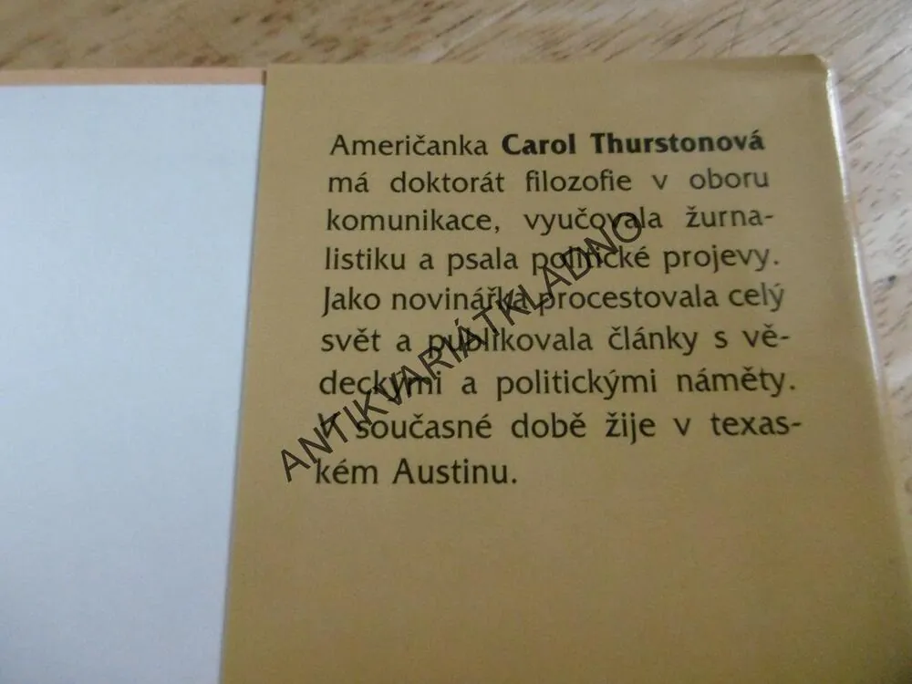 OKO HOROVO, CAROL THURSTONOVÁ,**an