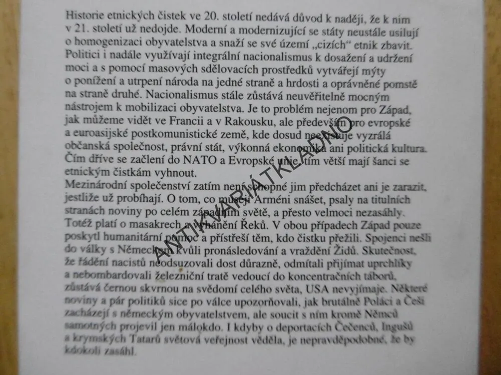 PLAMENY NENÁVISTI, NORMAN M. NAIMARK, KNIŽNICE DĚJIN A SOUČASNOSTI, **an