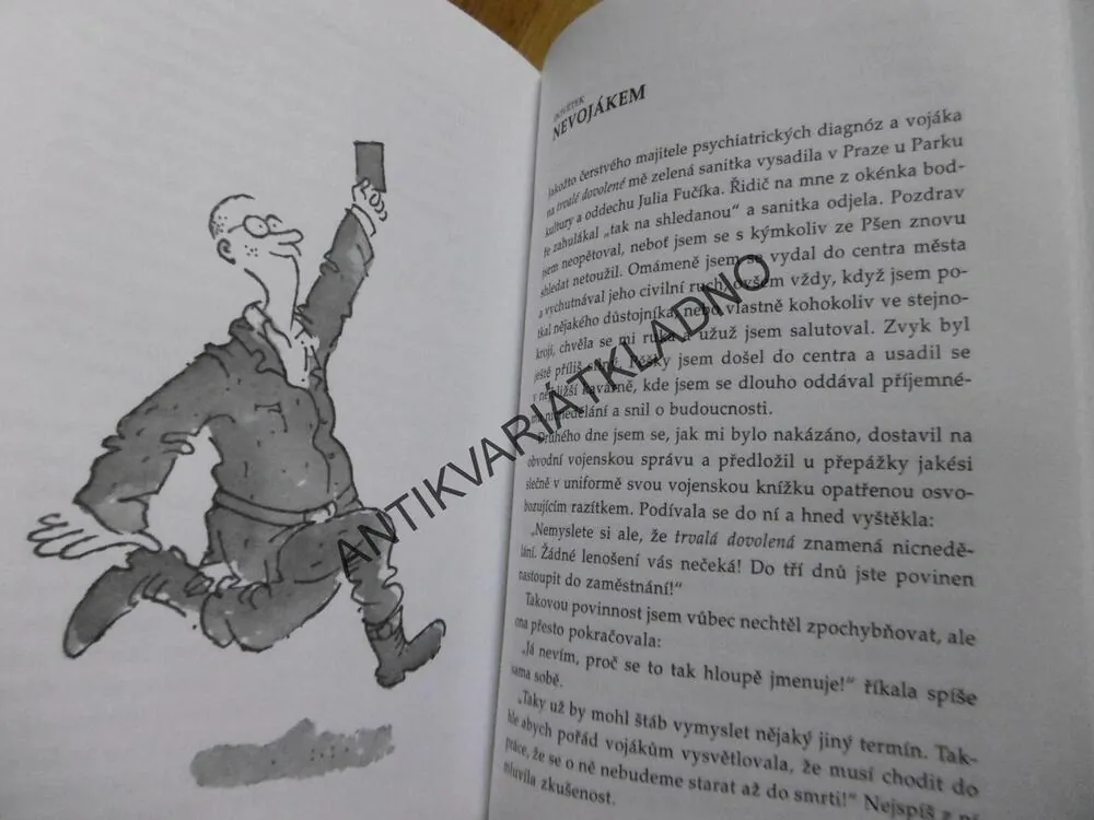 MODRÁ KNÍŽKA ANEB JEBLO MU, MICHAL WERNISCH, VLADIMÍR RENČÍN, **an