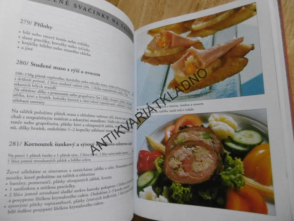 SLADKÉ A SLANÉ DOBROTY, KVĚTUŠE SOLAŘOVÁ, VÍCE NEŽ 600 RECEPTŮ. **an