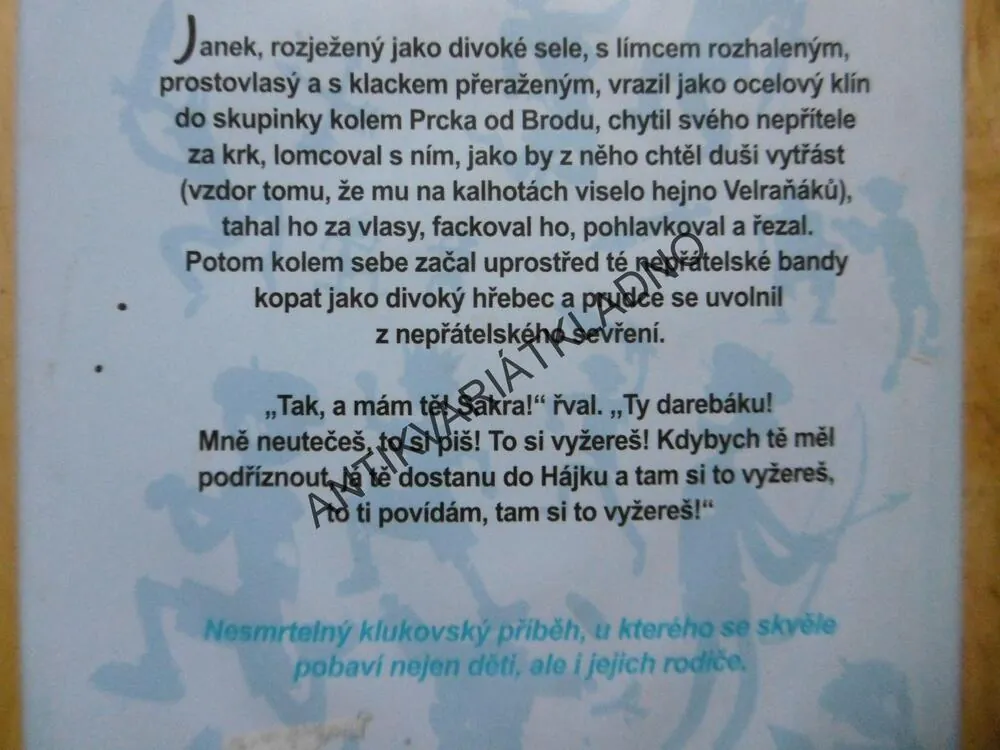 KNOFLÍKOVÁ VÁLKA, LOUIS PERGAUD, **an