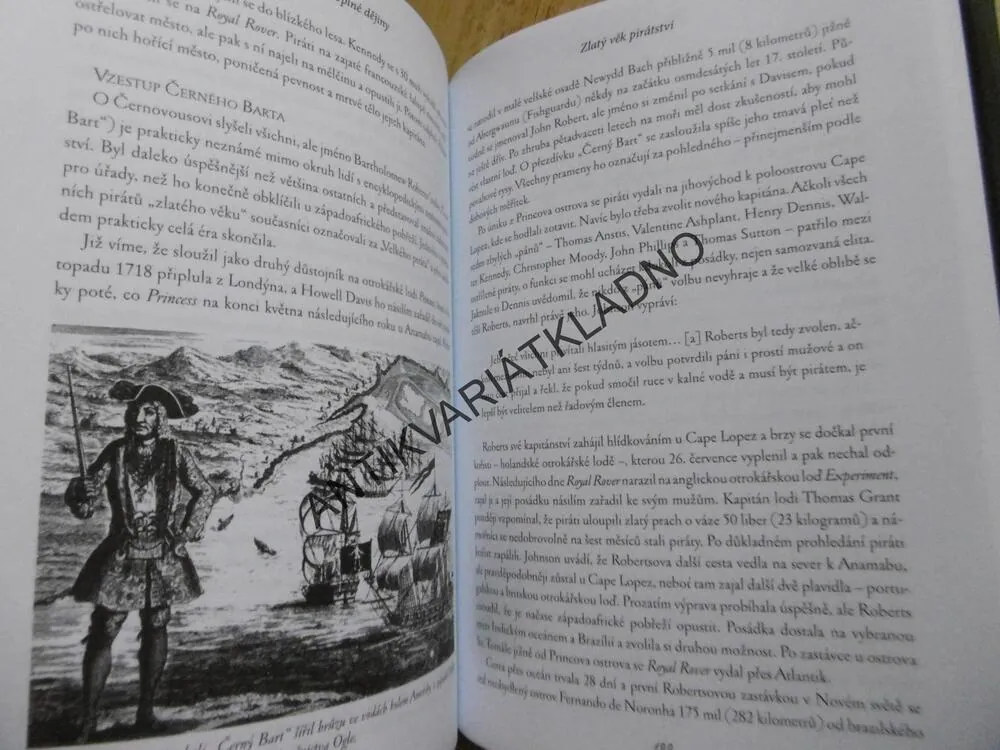 PIRÁTSTVÍ, ÚPLNÉ DĚJINY, ANGUS KONSTAM, **an