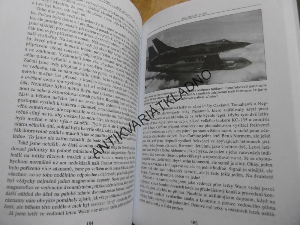 NAD HŘEBENY FANXIPANG, PLK. JACK BROUGHTON, **an