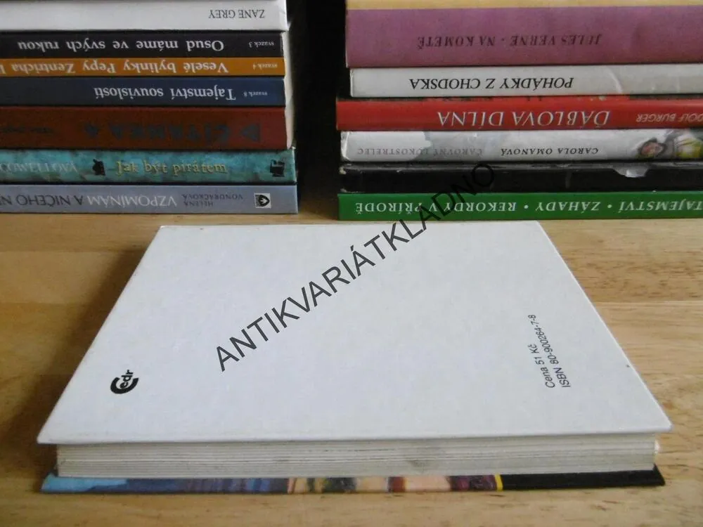 ZLATO POUŠTĚ, ZANE GREY, **an