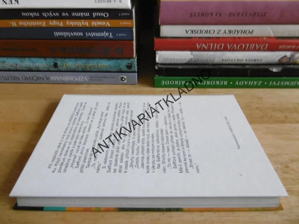 ZNAMENANÝ VLK, BENNET, GLAJC, **an