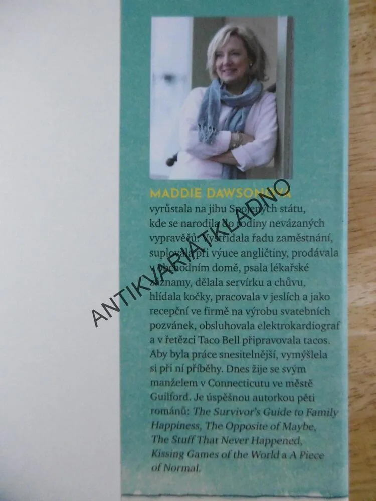 DOHAZOVAČKY, MADDIE DAWSONOVÁ, **an