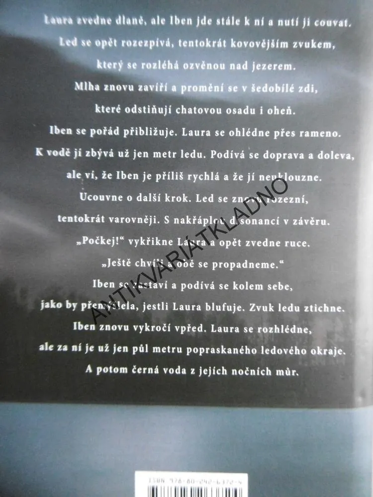 ZIMNÍ OHEŇ, ANDERS DE LA MOTTE, **an