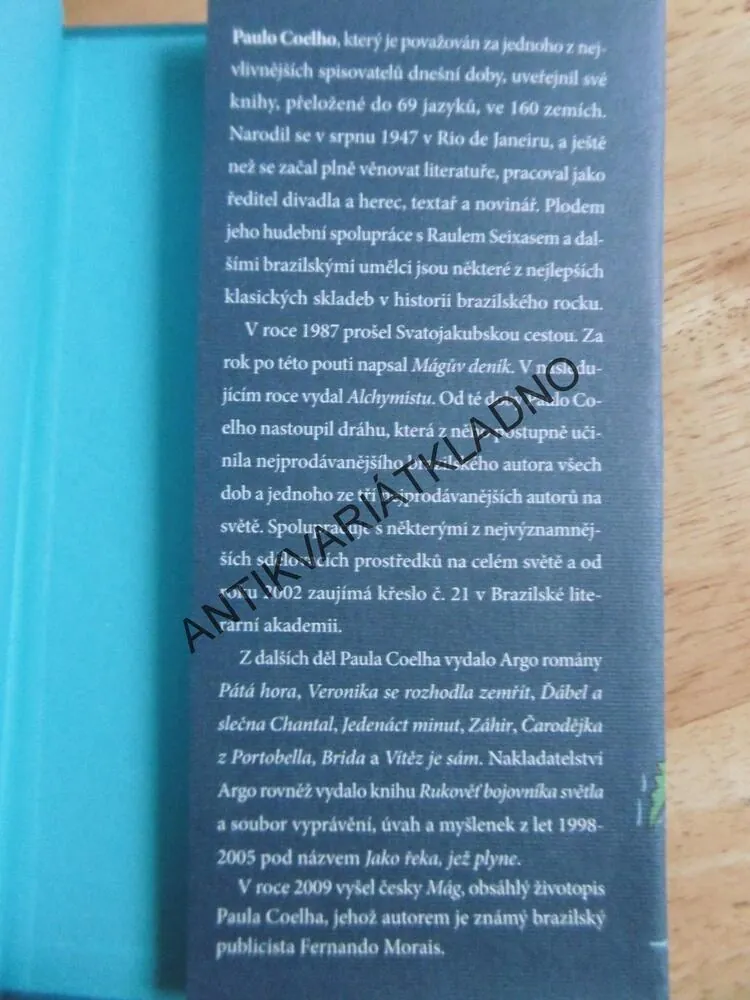 U ŘEKY PIEDRA JSEM USEDLA A PLAKALA, PAULO COELHO, **an