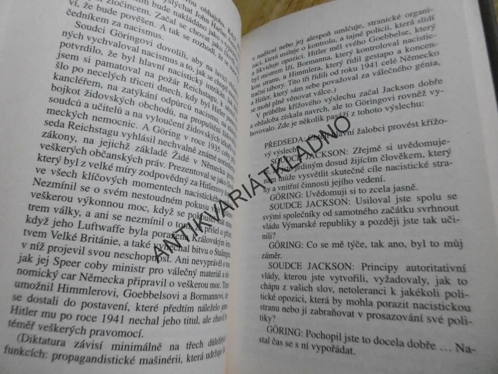 SVĚDEK Z NORIMBERKA, RICHARD W. SONNENFELDT, **an