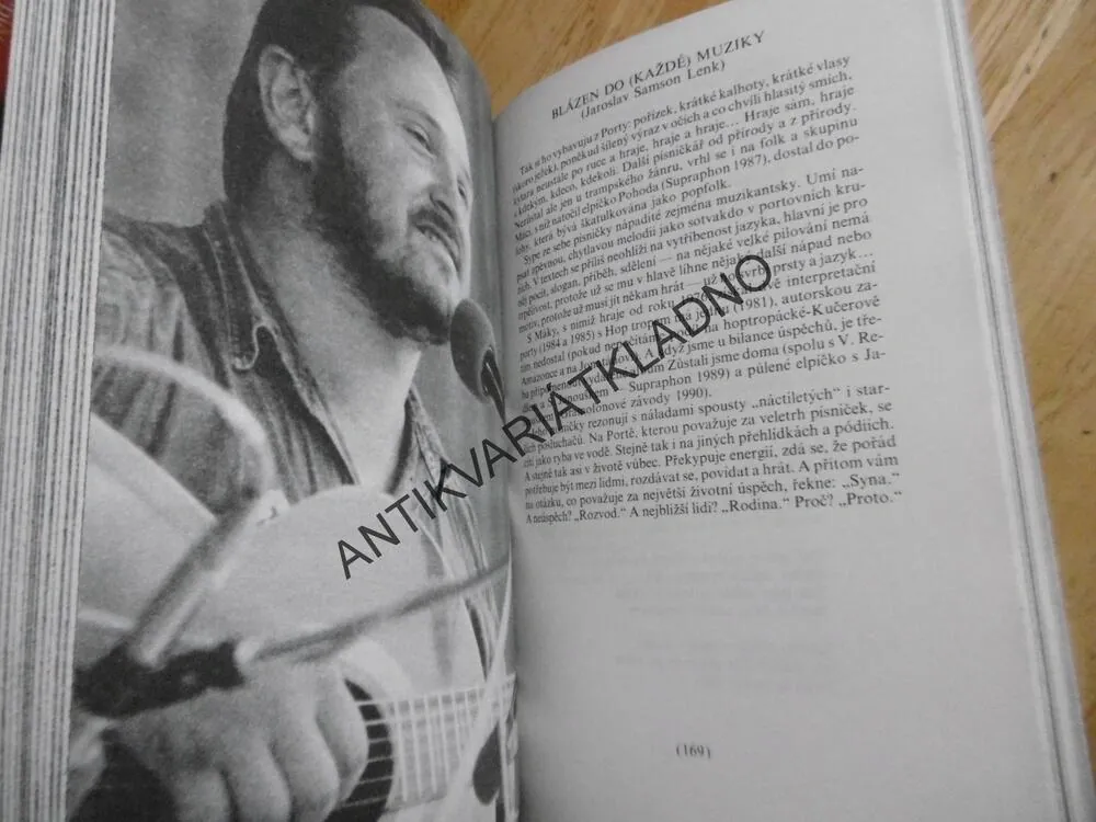 DOKUD SE ZPÍVÁ, JAN PLACHETKA, **an