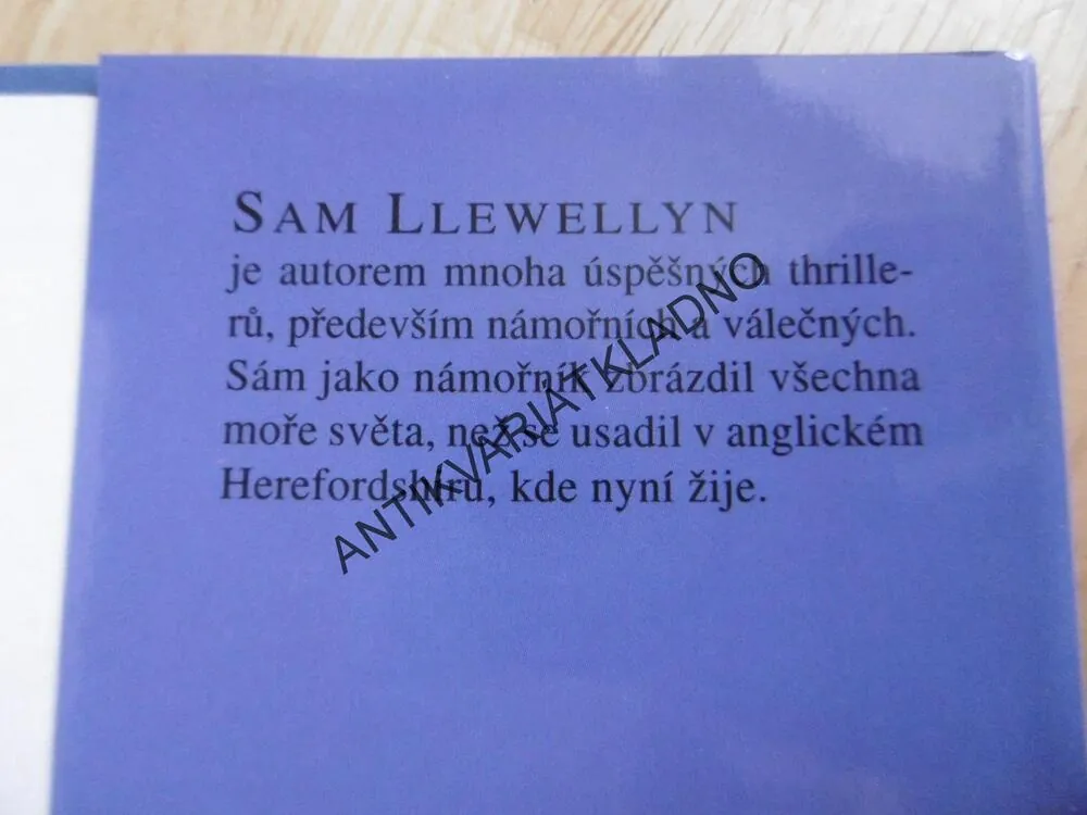 ÚDERNÁ JEDNOTKA Z NAVARONE, SAM LLEWEKKYN, **an