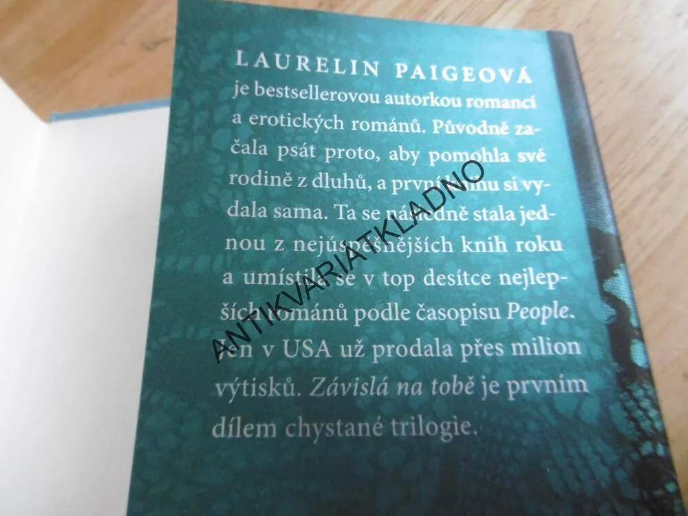 ZÁVISLÁ NA TOBĚ, LAURELIN PAIGEOVÁ, EROTIKA, **an