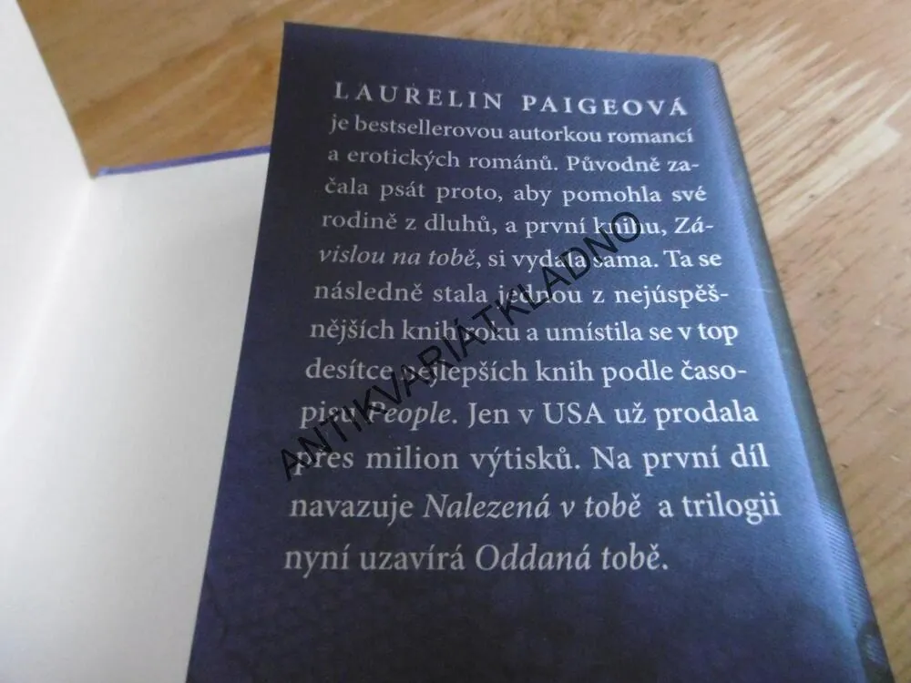 ODDANÁ TOBĚ, LAURELIN PAIGEOVÁ, EROTIKA, **an