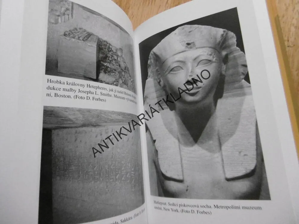 TAJEMSTVÍ CHRÁMŮ, PYRAMID A HIEROGLYFŮ, BARBARA MERTZ, **an
