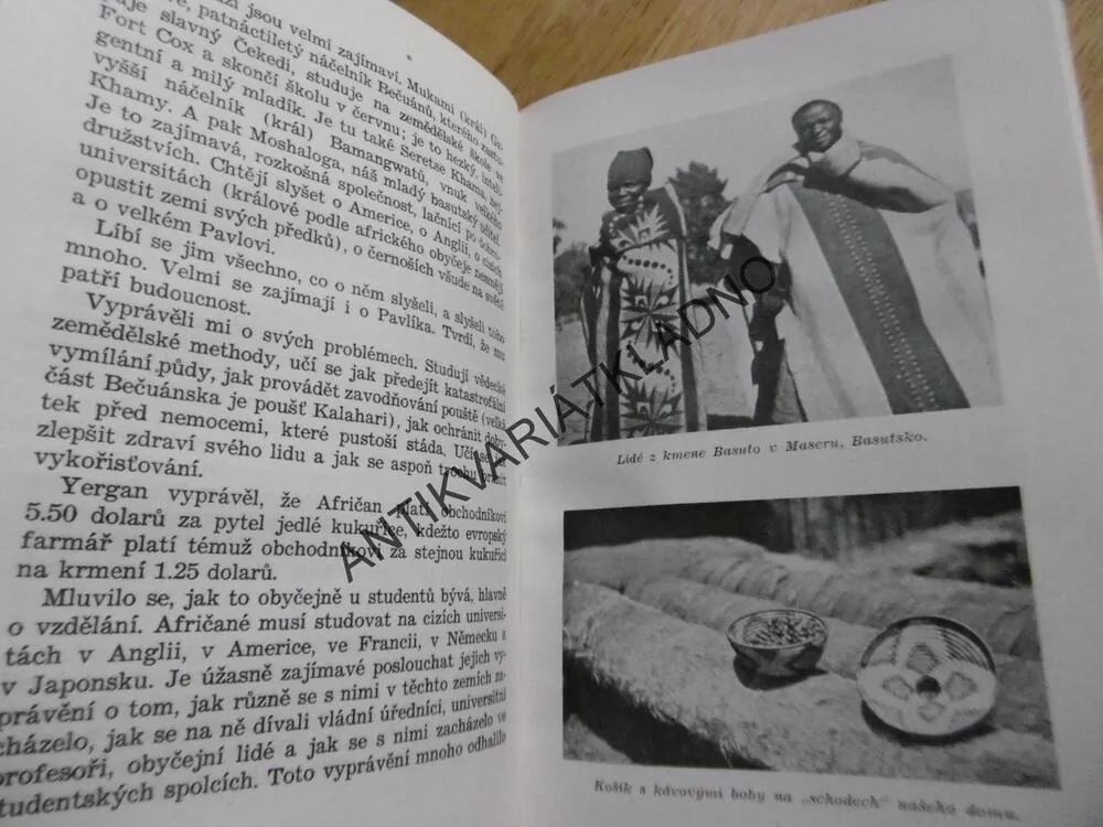 AFRICKÁ CESTA, ESLANDA GOODE ROBENSONOVÁ, **an
