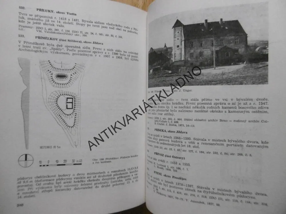 HRÁDKY A TVRZE NA MORAVĚ, VLADIMÍR NEKUDA, JOSEF UNGER, **an