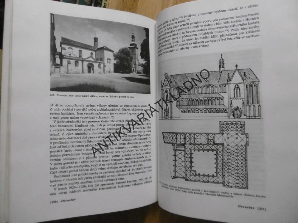 POČÁTKY A ROZMACH GOTICKÉ ARCHITEKTURY V ČECHÁCH, JIŘÍ KUTHAN, **an