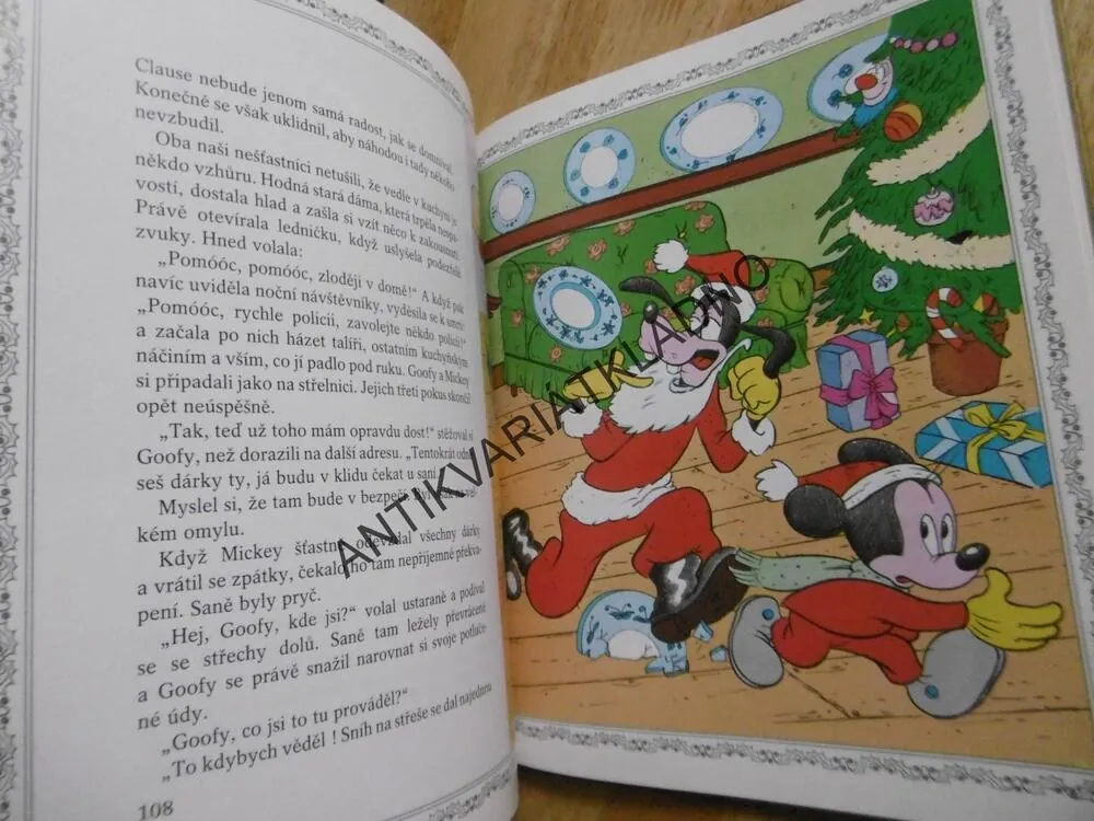VESELÉ VÁNOCE, WALT DISNEY, **an