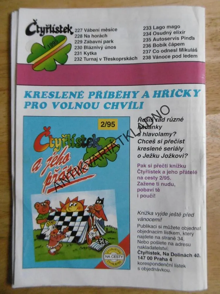 ČTYŘLÍSTEK 238 - VÁNOCE POD LEDEM