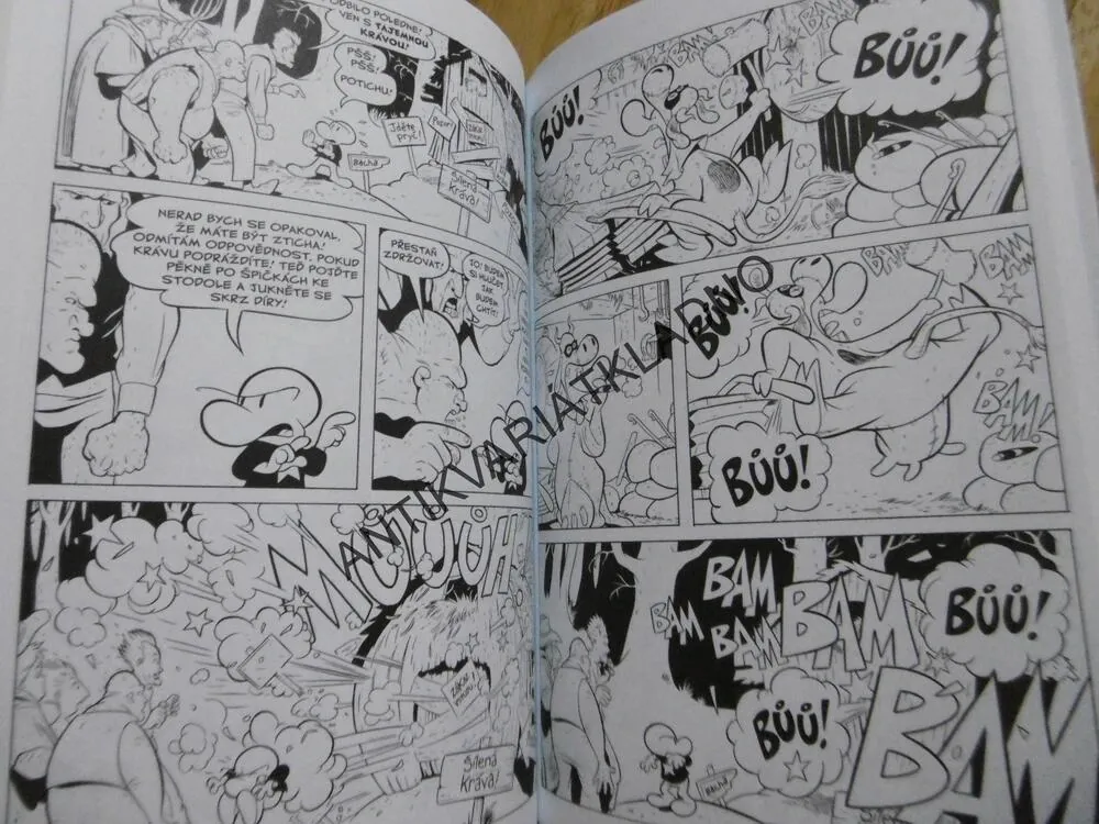 KŮSTEK, VELKÉ KRAVÍ DOSTIHY, JEFF SMITH, KOMIKS, **an