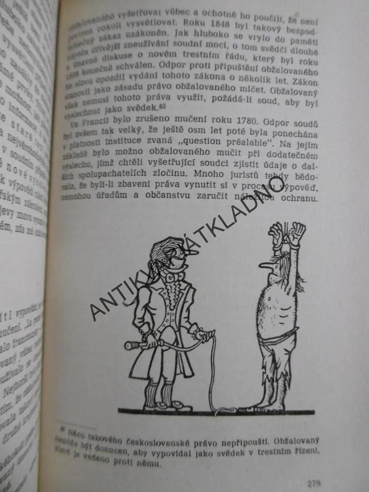 SOUDCI, OMYLY A PARAGRAFY, JERZY SAWICKI, NEPRAKTA, **an