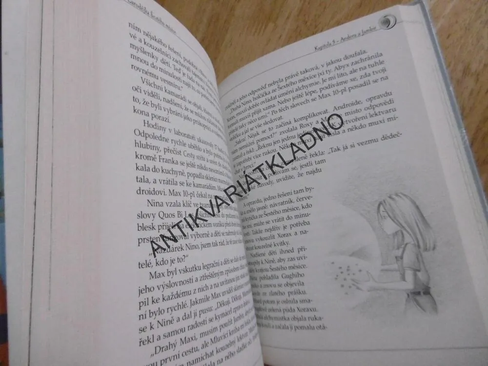 ČARODĚJKA ŠESTÉHO MĚSÍCE, KNIHA KOUZEL, MOONY WITCHER, **an