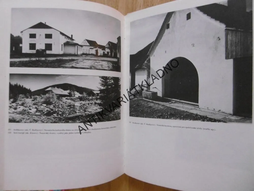 JIHOČESKÁ LIDOVÁ ARCHITEKTURA, VODĚRA, ŠKABRADA, **an