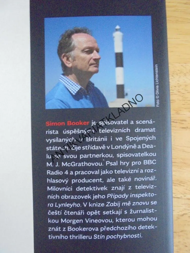 ZABIJ MĚ ZNOVU, SIMON BOOKER,