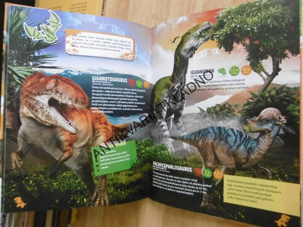 DINOSAUŘI OŽÍVAJÍ!,  **an