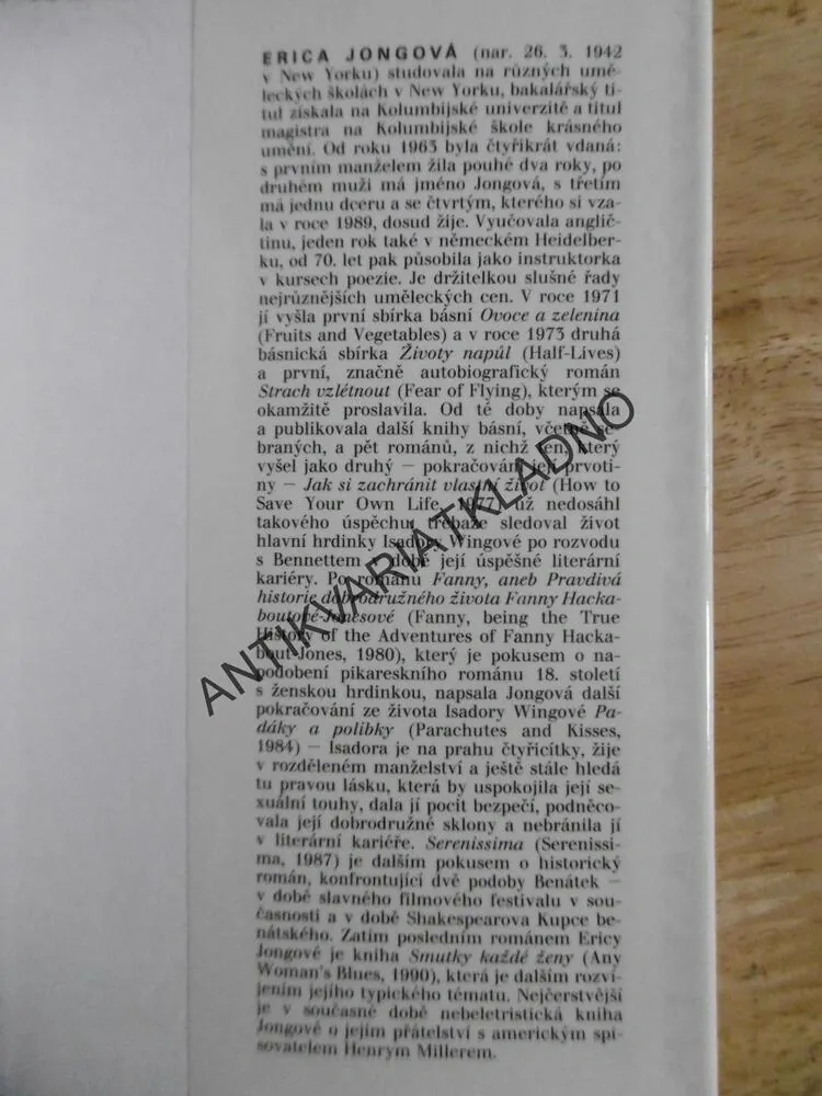 STRACH ZVLÉTNOUT, ERICA JONGOVÁ, **an