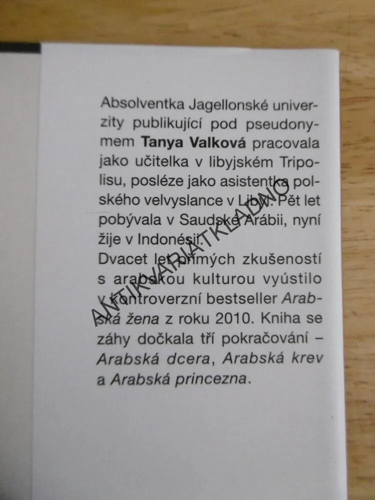 ARABSKÁ KREV, TANYA VALKOVÁ, **an