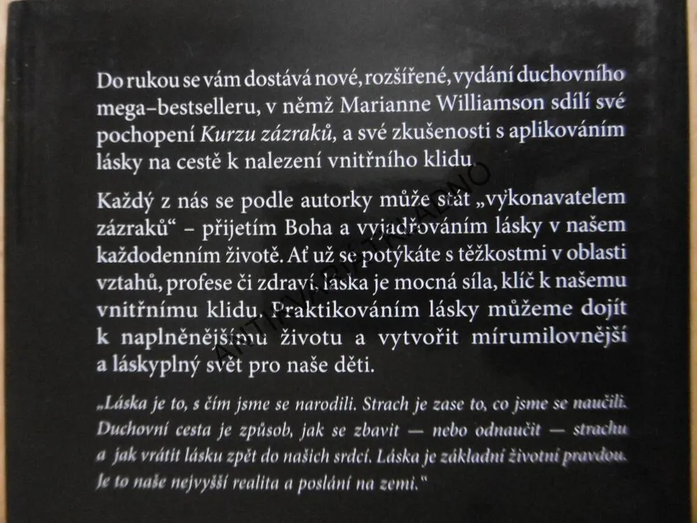 NÁVRAT K LÁSCE, MARIANNE WILLIAMSON, **an