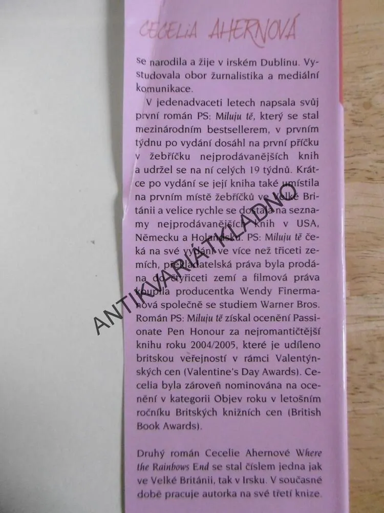 PS: MILUJU TĚ, CECELIA AHERNOVÁ, **an